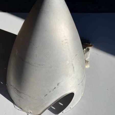 Piper PA38-112 Tomahawk Spinner With Forward Bulkhead. Used - part number 77710-06 or 553-590