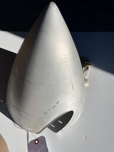 Piper PA38-112 Tomahawk Spinner With Forward Bulkhead. Used - part number 77710-06 or 553-590