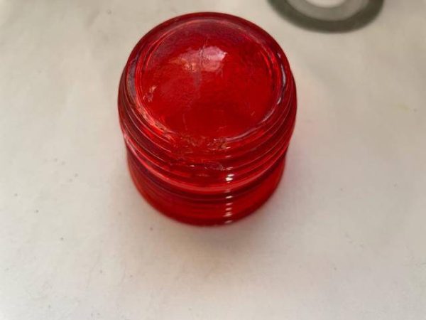 Cessna 210K 12 Volt Red Glass Strobe Beacon Light Assembly. Used - part number C621001-0103 (view 2)
