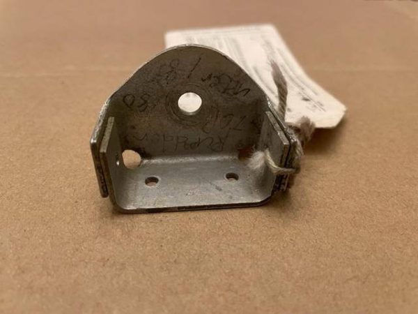 Cessna 180, 185 Rudder; UPPER Hinge, UPPER Bracket. As Removed - part number 0731100-5 (view 2)