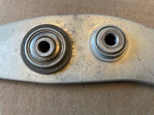 Cessna 172 Elevator Bellcrank-Forward. As Removed - part number 0513370-1 (view 2)