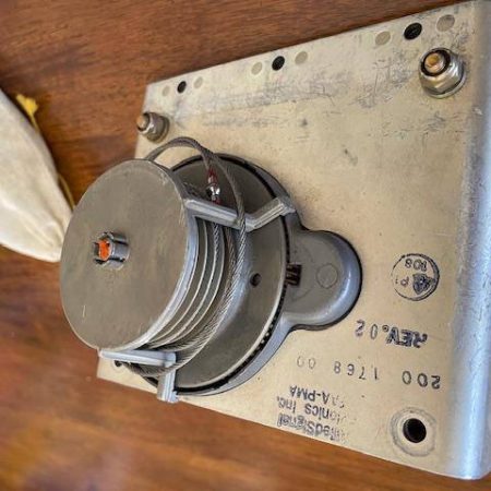 King KM 275 Autopilot ROLL Servo Mount.  Used.