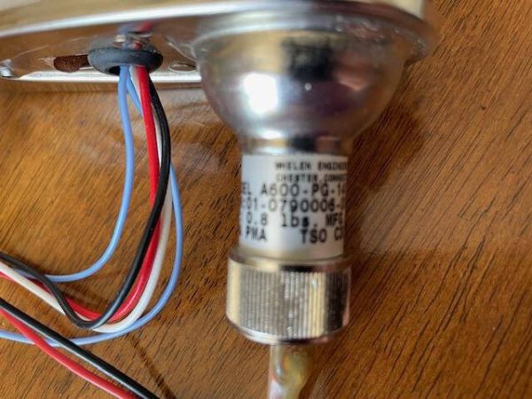 Whelen A600-PG Wing Tip Strobe & Nav Light Assembly. Green. New Old Stock - part number 01-0790006-00 (view 5)