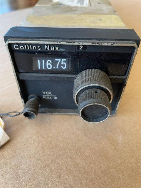 Collins VIR-350 Navigation Receiver. Serviceable Tag. Used - part number 622-2081-001