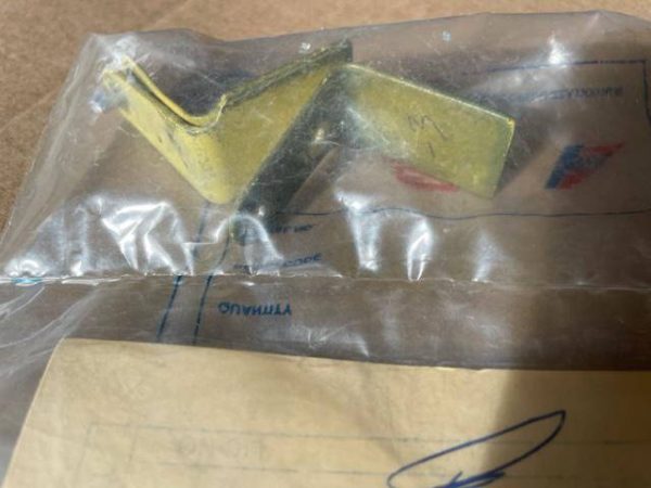 Cessna 180, 185 LEFT Flap Track Angle. As Removed - part number 1221010-3