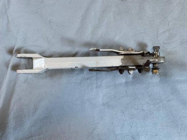 Cessna 310, 320 Main Landing Gear Drag Brace-Knee Joint Down Lock. As Removed - part number 0841102-497 (view 2)