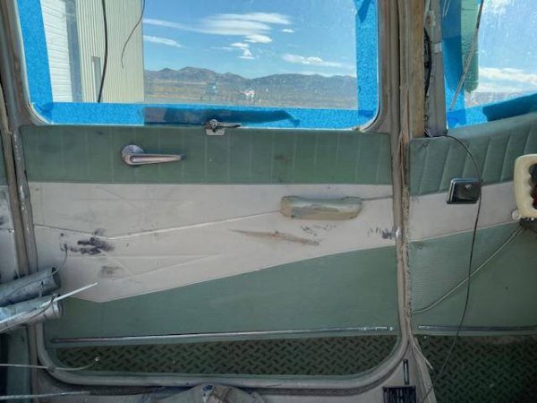 1962 Cessna 182E Project For Sale. Currently Being Disassembled (view 23)