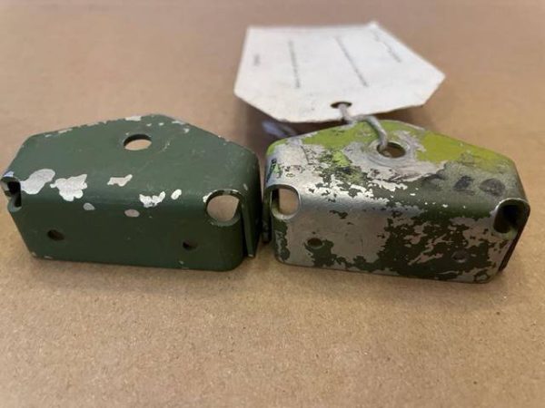 Cessna 180 And 185 Elevator Hinges-INBOARD. As Removed - part number 0732100-10 (view 5)
