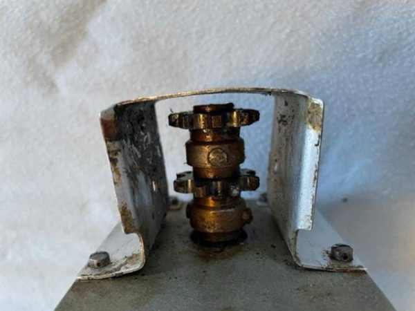 Cessna 310, 320 Flap Motor And Transmission Assembly. As Removed - part number 0861505-10 (assembly) (view 4)