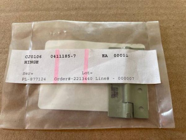 Cessna Single Engine Cabin Window Attach Hinge. New - part number 0411185-7 (view 3)