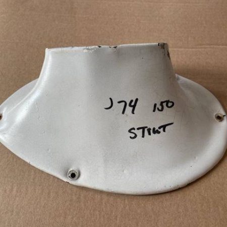 Cessna 150L LOWER RIGHT Strut Fairing. As Removed - part number 0421002-2 ((791))