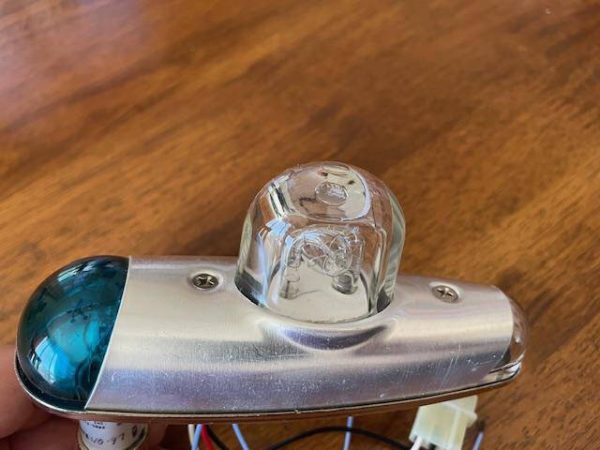 Whelen A600-PG Wing Tip Strobe & Nav Light Assembly. Green. New Old Stock - part number 01-0790006-00 (view 2)