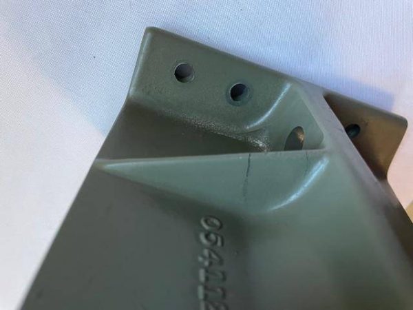 Cessna 172, 182 RIGHT Hand Outboard Landing Gear Support Bulkhead. Used. Has crack in vertical support column - part number 0541121-2 (view 6)