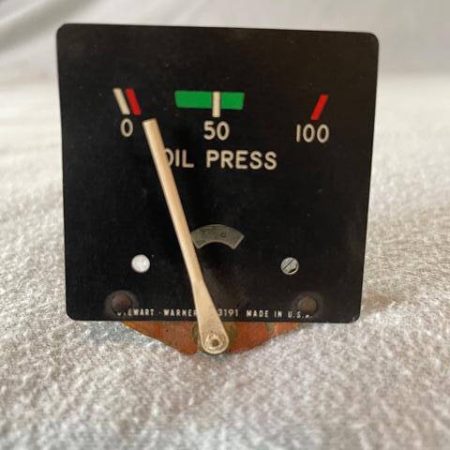 Cessna 182N Oil Pressure Gauge.  New Old Stock.