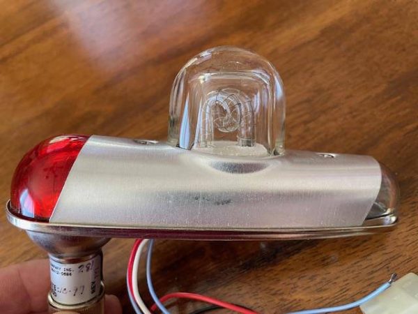 Whelen A600-PR Wing Tip Strobe & Nav Light Assembly. Red. New Old Stock - part number A600-PR-14V (view 2)
