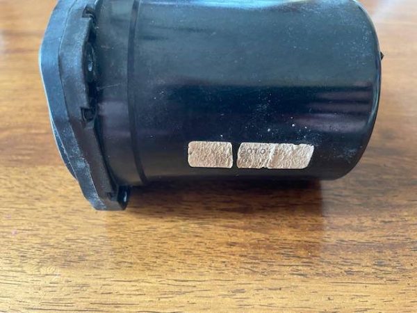United Instruments 2000 FPM Vertical Speed Indicator. Used - part number 7000 (view 2)