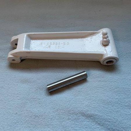 Cessna 150 to 182 Lower Scissor Torque Link.  As Removed.