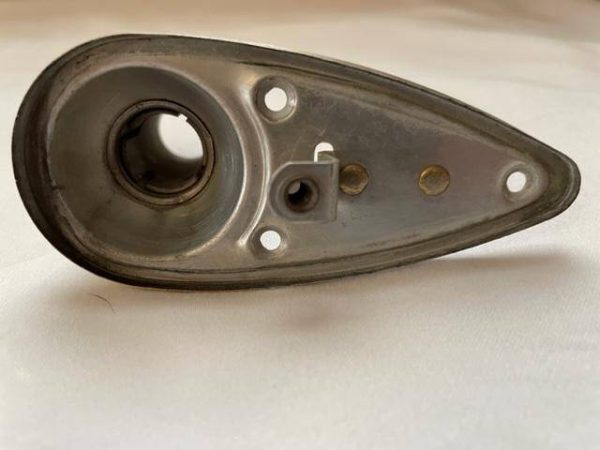 Grimes B-3307-4 Beechcraft Baron 28 Volt Red, Glass Nav Light Assembly. Used - part number B-3307-4 (view 3)