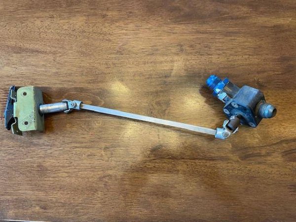 Cessna 172N & P Complete Fuel Selector Valve Assembly. Used - part number 9851067-4 (assembly)