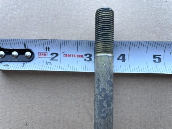 Piper PA28-180 & -181 Propeller Bolts Set. Used - part number 74DM6 (view 4)