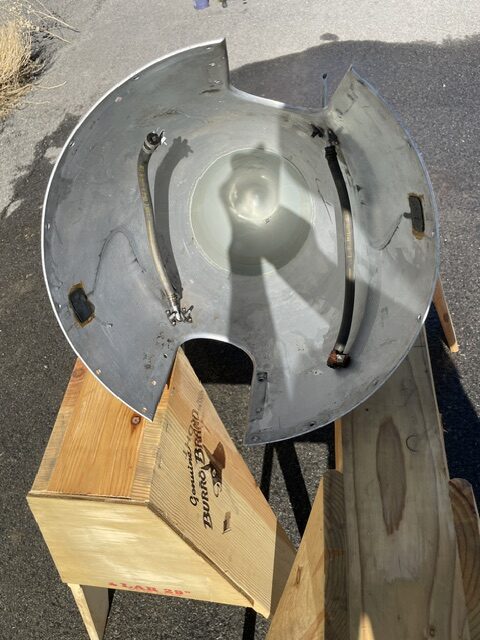 Beechcraft Baron 58 McCauley 2-Blade De-Iced Spinner. Used - part number D3395 (view 9)