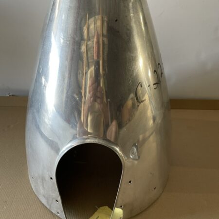 Beechcraft Baron B55 Hartzell 2-Blade Spinner. Used - part number C-2284-6P
