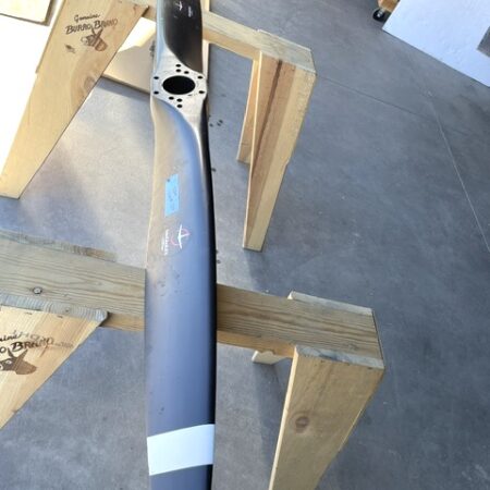 McCauley DTM7553 2-Blade Propeller. Overhauled - part number DTM7553