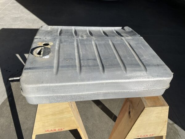 Cessna 172M LEFT Fuel Tank. Used - part number 0526007-203 (view 3)