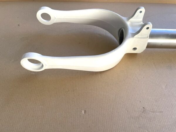Cessna 172 Nose Fork & Shock Strut Assembly. Re-Conditioned. Used - part number SK175-9 & 0543062-201 (view 3)